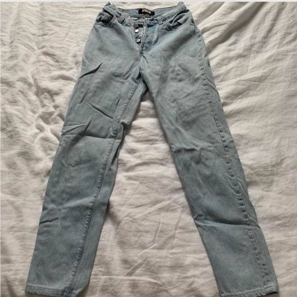 Reformation Vintage Levi’s Light Wash size 24 (tag reads a 23)